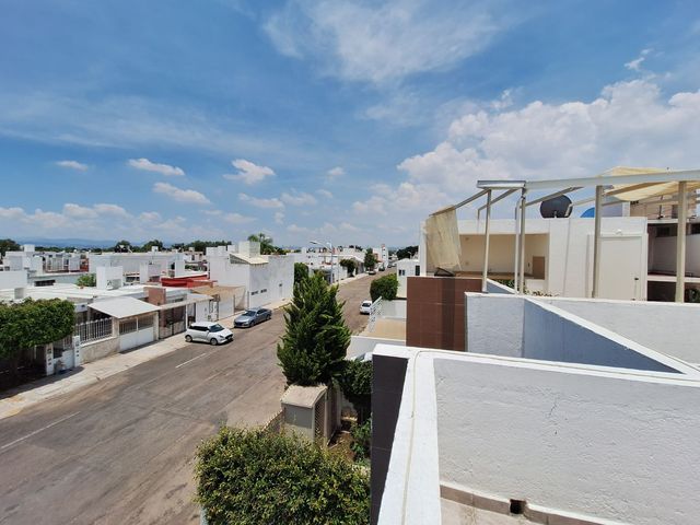 place photo 39