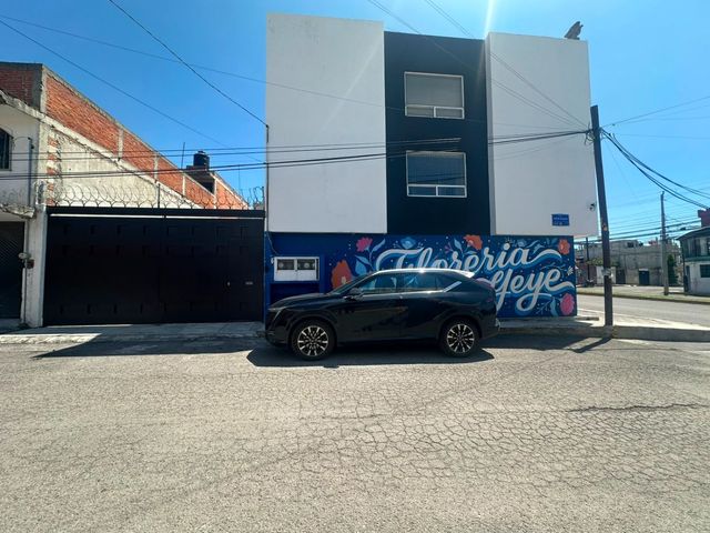 place photo 18