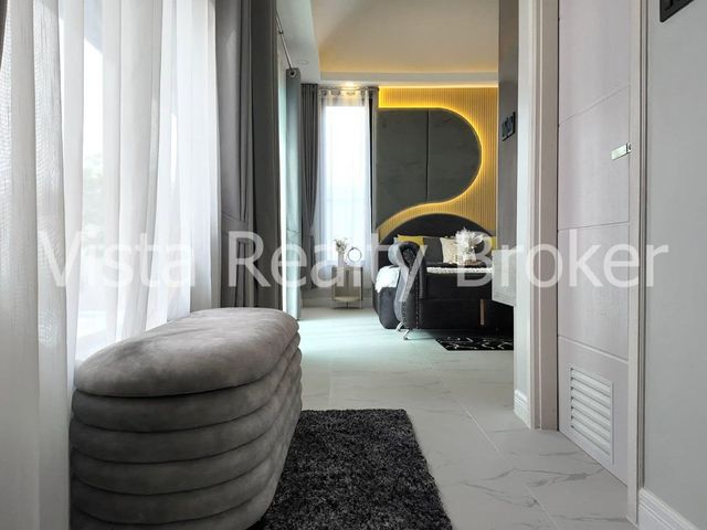 place photo 60