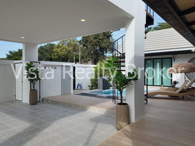 place photo 64