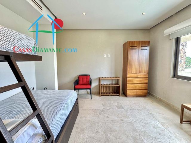 place photo 67