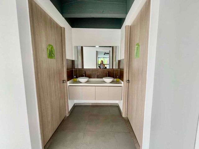 place photo 33