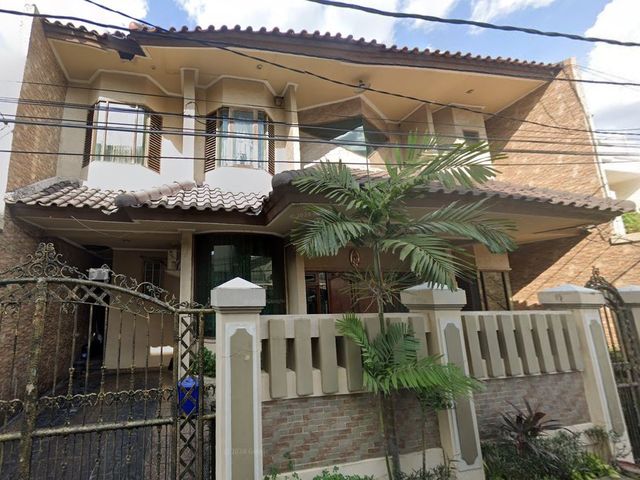 Rumah Tomang 2 menit ke S. Parman 217 m2 4 KT 2 lt n1148