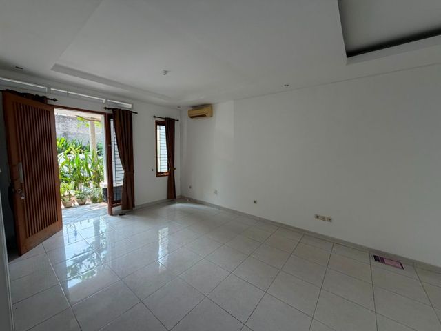 place photo 64