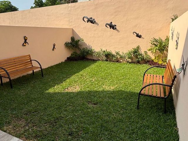 place photo 34