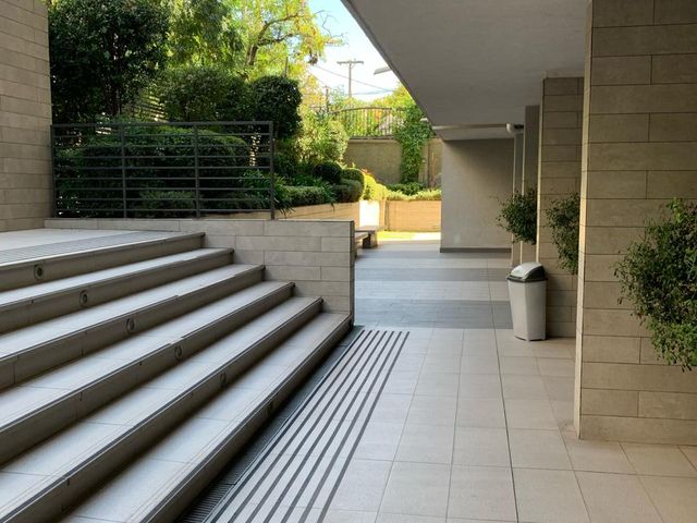 place photo 66