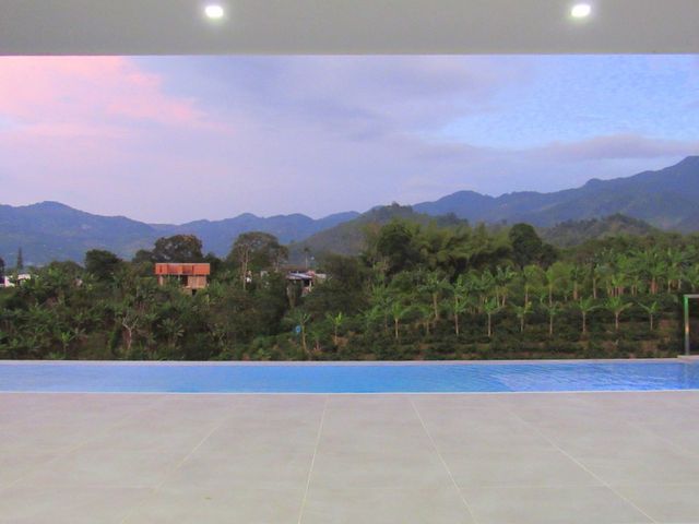 place photo 78