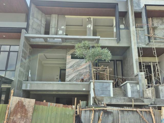Dijual Rumah New Gress di Citraland Utama Surabaya Barat Ready November 2026