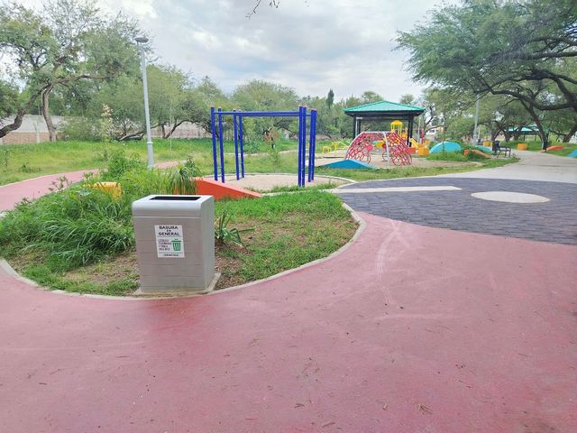 place photo 25