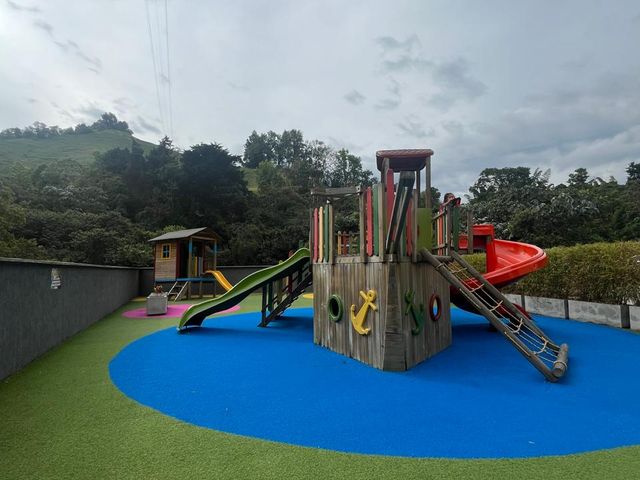 place photo 34