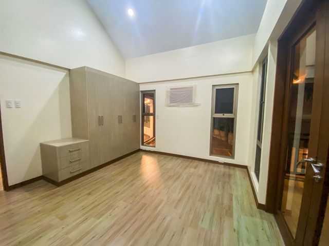 place photo 79