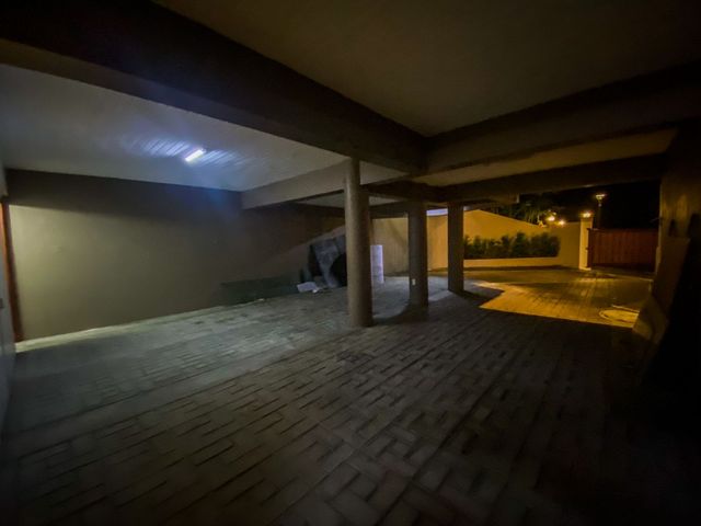 place photo 100