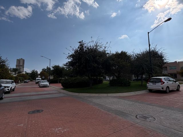 place photo 24