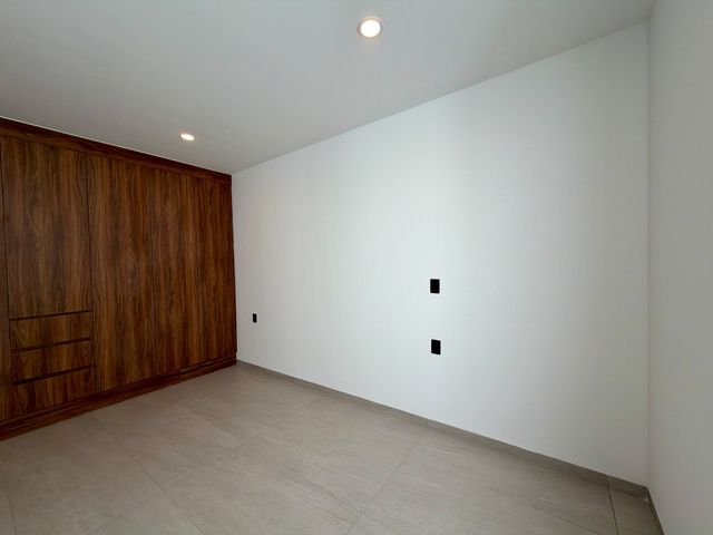 place photo 60