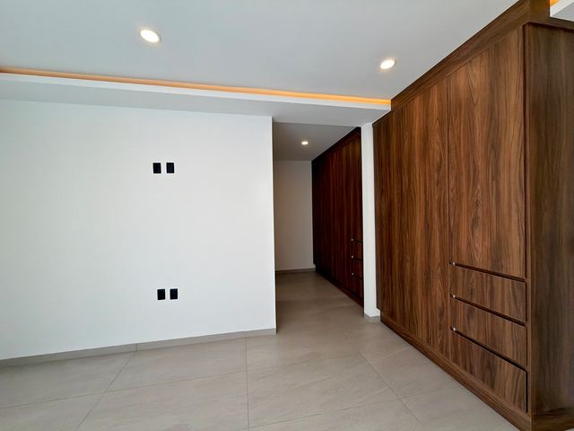 place photo 68