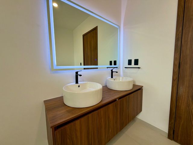 place photo 78