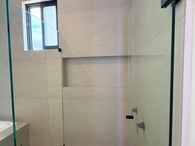 place photo 82