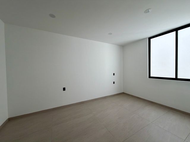 place photo 99