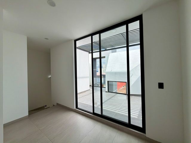 place photo 102