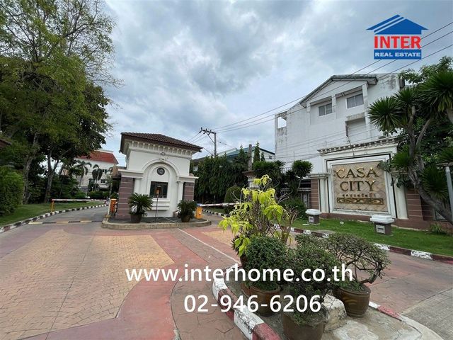 place photo 18