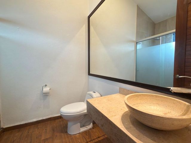 place photo 16