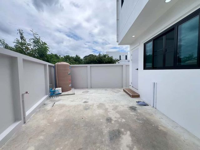 place photo 56