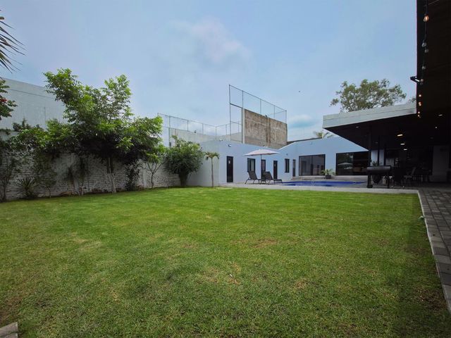 place photo 54