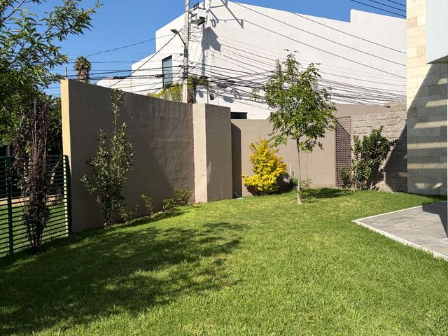place photo 43