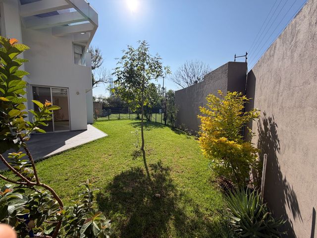 place photo 50