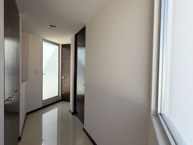 place photo 96