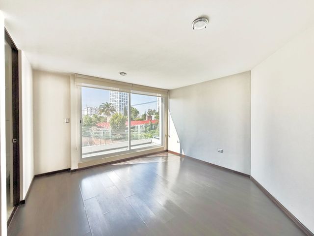 place photo 98