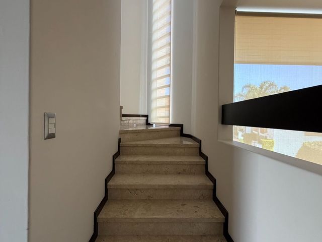 place photo 95