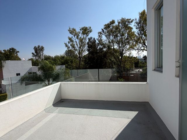 place photo 105