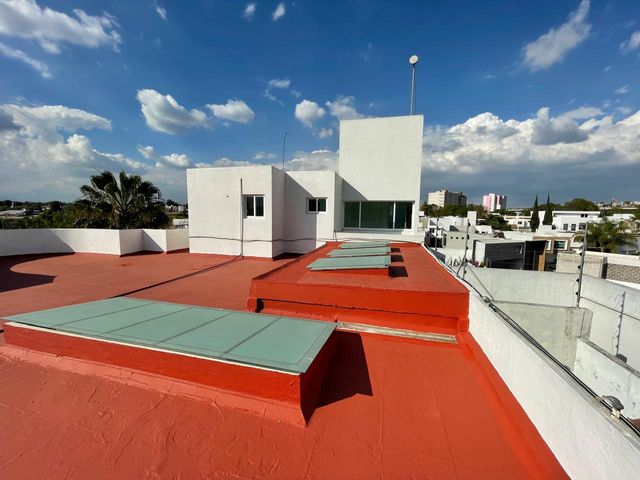 place photo 35