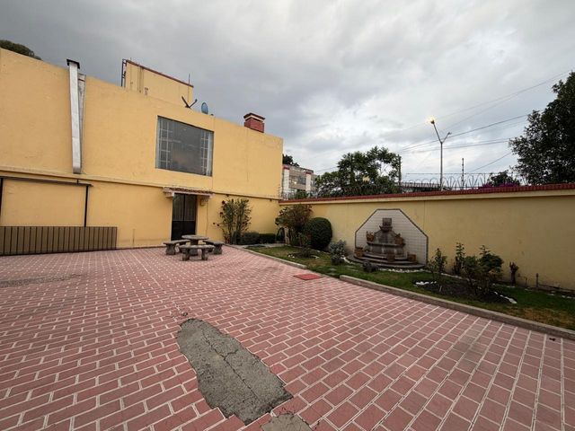 place photo 18