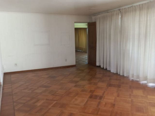 place photo 75