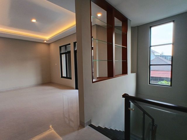 place photo 64