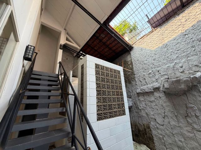 place photo 105