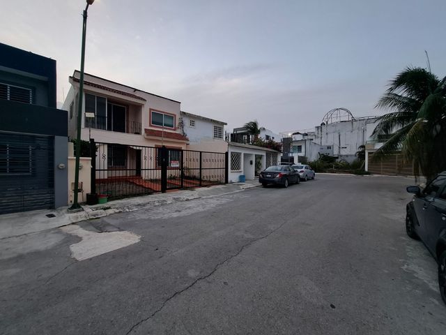 place photo 60