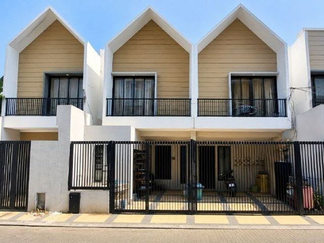 Rumah Kost Kalijudan Strategis Bagus Ada Parkiran untuk Mobil/Motor