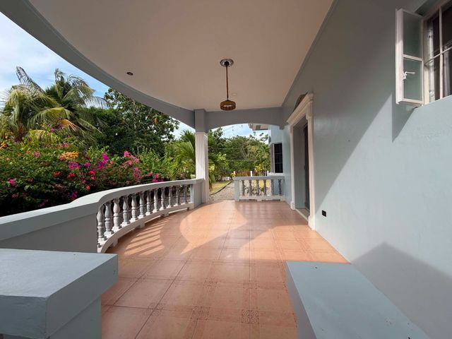 place photo 40