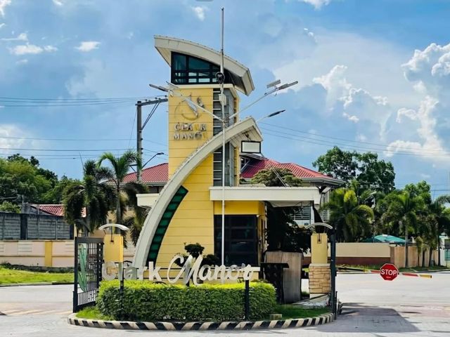 239 sqm Lot for Sale in Clark Manor!