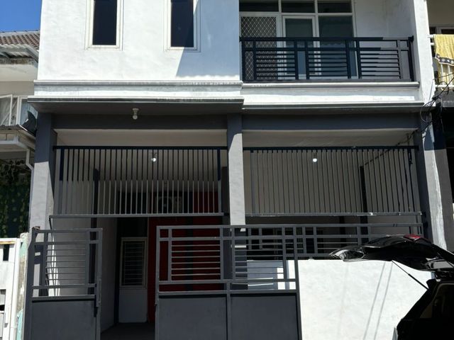 Rumah Perum Grand Mansion