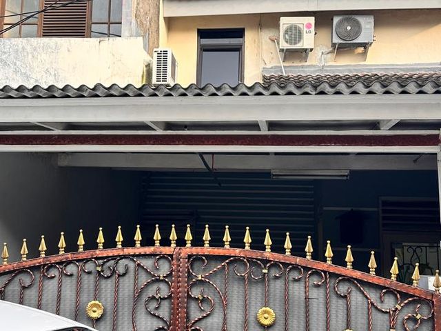 Jual Cepat RUMAH 2 Lantai di Pamulang
