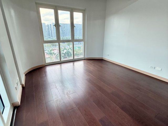 place photo 48