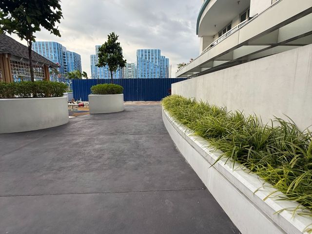 place photo 73