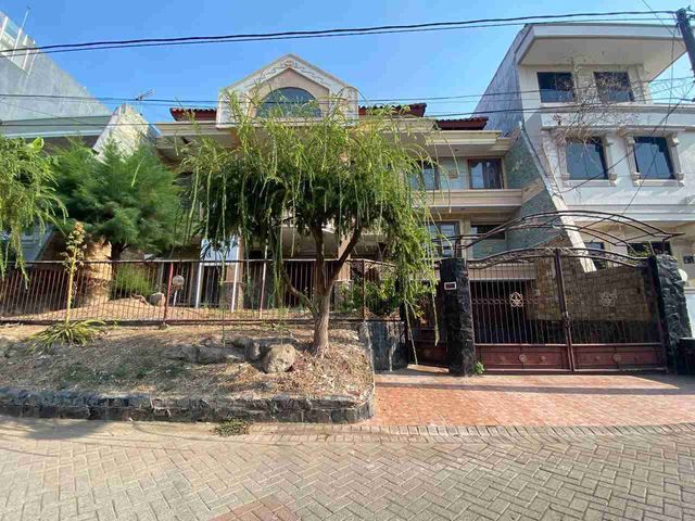 Rumah Galaxy Bumi Permai Araya 1 Strategis