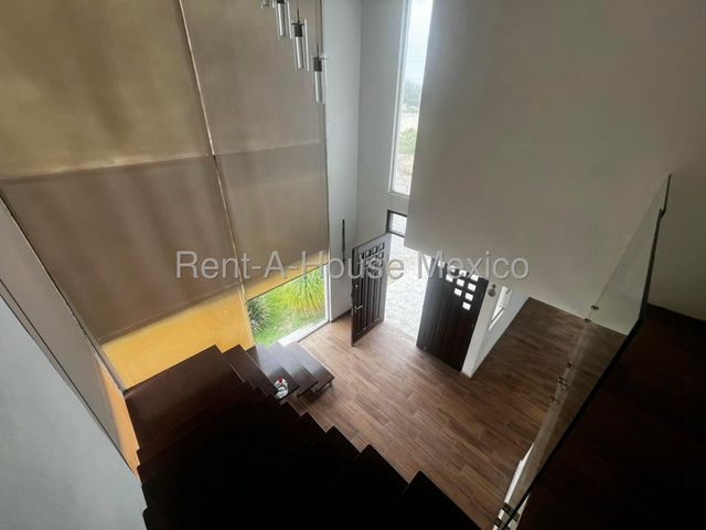 place photo 48