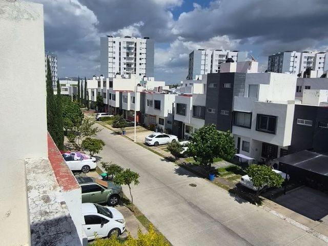 place photo 11
