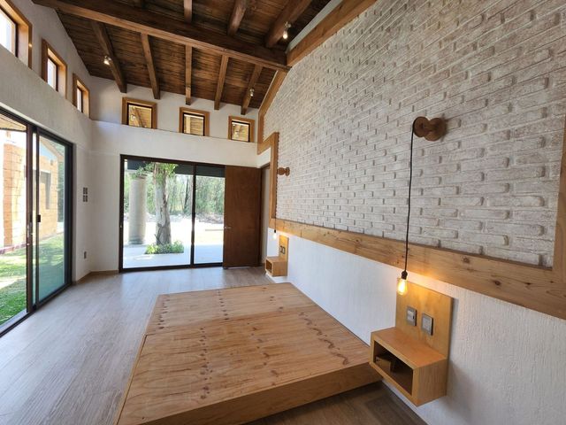 place photo 56